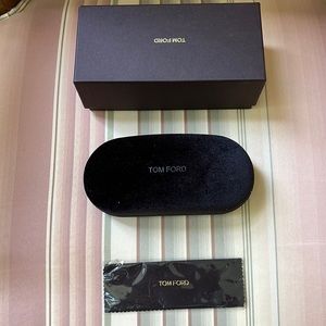 TOM FORD Medium Dark Brown Sunglass Case, NWOT